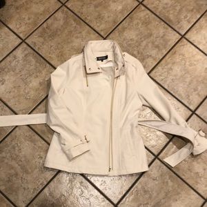 Kenneth Cole belted CREAM jacket with hidden rain hood.